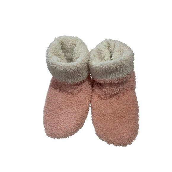 Jane and Bleecker Womens Large / XLarge Pink Fuzzy Furry Slippers Booties Pink W - Picture 1 of 5